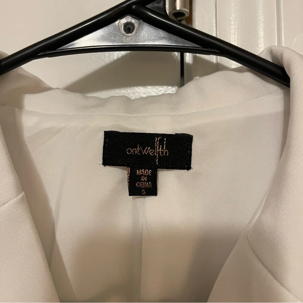 ontwelfth White Cropped Blazer Top